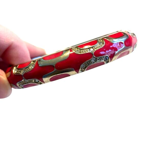 Clamper bracelet goldtone & pink with white rhinestone details hinged bangle - Picture 3 of 7